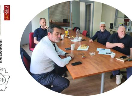 ΣΥΝΑΝΤΗΣΗ ΤΗΣ ΠΑΣΟΝΟΠ ΜΕ ΤΟΝ ΒΟΥΛΕΥΤΗ ΤΗΣ ΝΔ ΣΤΗ Β' ΠΕΙΡΑΙΑ, ΜΙΧΑΛΗ ΛΙΒΑΝΟ